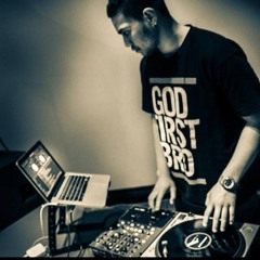 DJ Fle FT( DJ SPINDAKUT) - PULE LE TAMA T.O.P BAND  JAMSESH