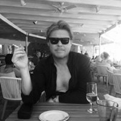 Tom Saunders