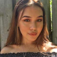 Gillian R