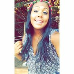 Ana Julia Santos