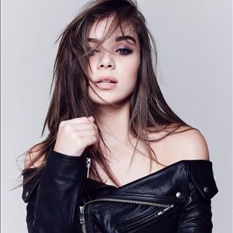 Hailee Steinfeld