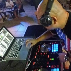 DJ  Veterano Perez