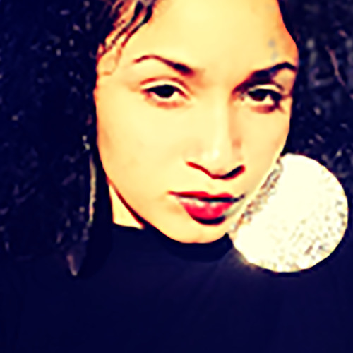 Stream Queen Si'raja music | Listen to songs, albums, playlists for ...