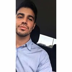 Gregory González