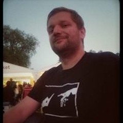m218