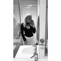 Elle Smell Whitfield