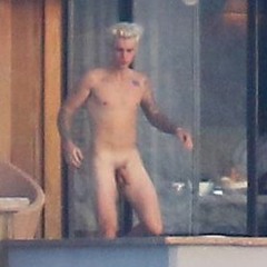 BIEBER NAKED PICS