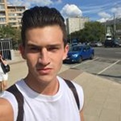 Артем Глазков