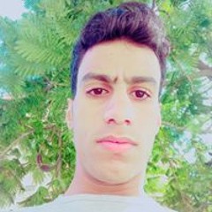 Mostafa Ezet