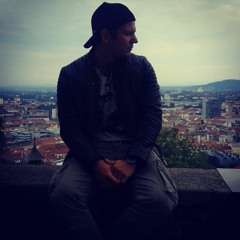 chanting|melodic