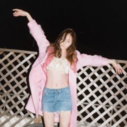 Stream Mariah Flores music | Listen to songs, albums, playlists for
