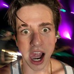 Adundech Laté Sutthicheau