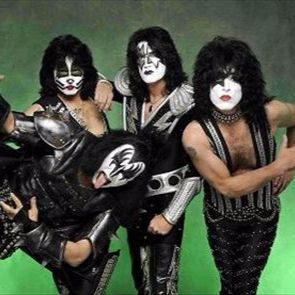 Kiss