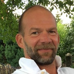 Daniel Graze