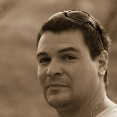 Саша Иванов