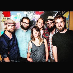 Lonely Mountain Lovers