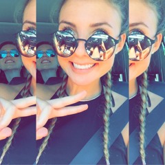 lauren_kellz