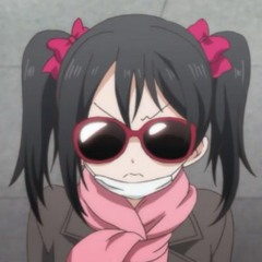 Nico Knee Me Please