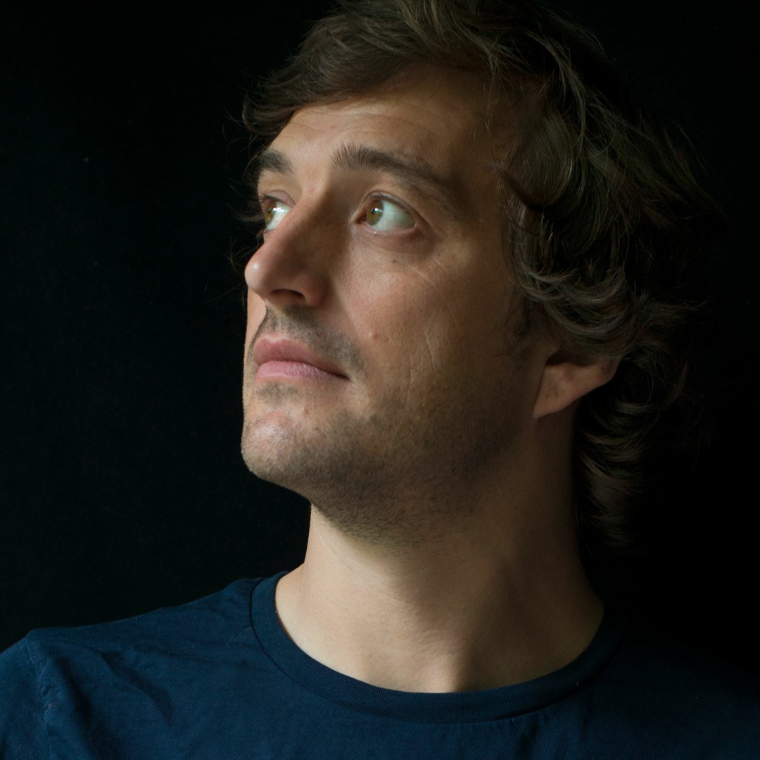 Stream Gareth Dickson music | Listen to songs, albums, playlists 