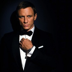Daniel Craig