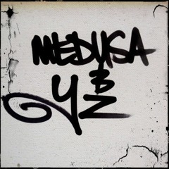 Medusa & YZ