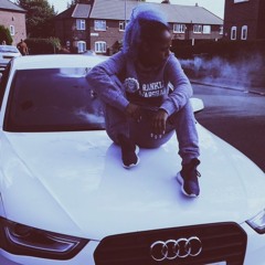 Roxanne The girl with the blue hair