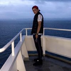 User 275511165