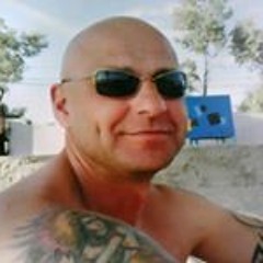 Alex  Hari