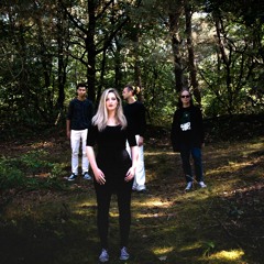 Florence & The Black Cats