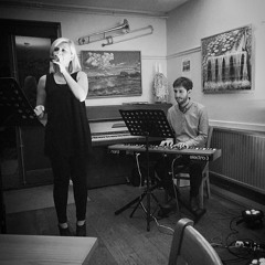 Chilled Out Duo (Laura Climpson & Adam Walden)