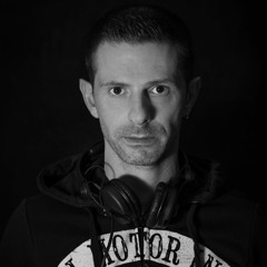 Dan Jones