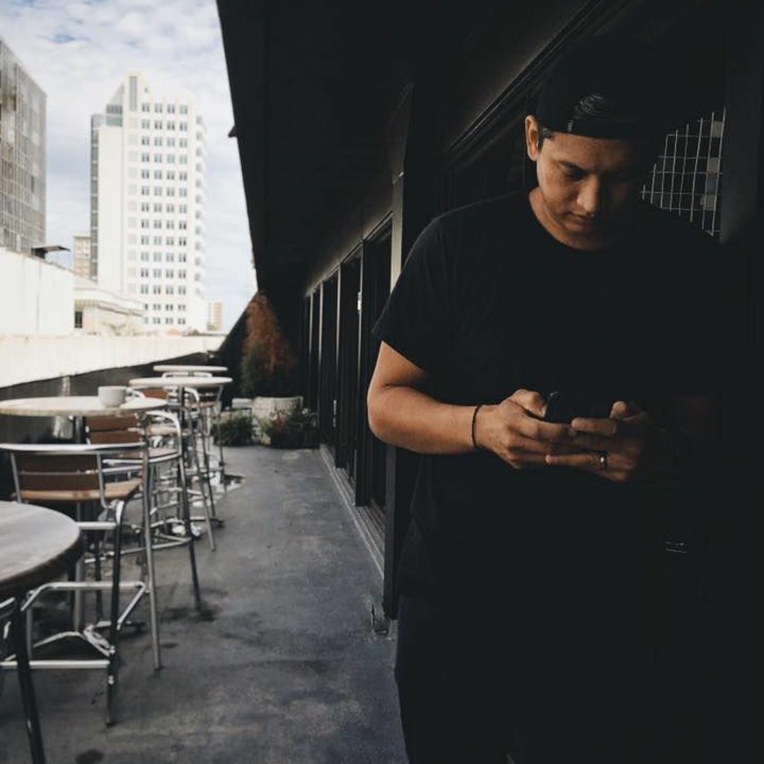 Stream Lone Wolf - 