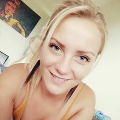 #RebeccaRed