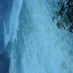 নদীর তীরে