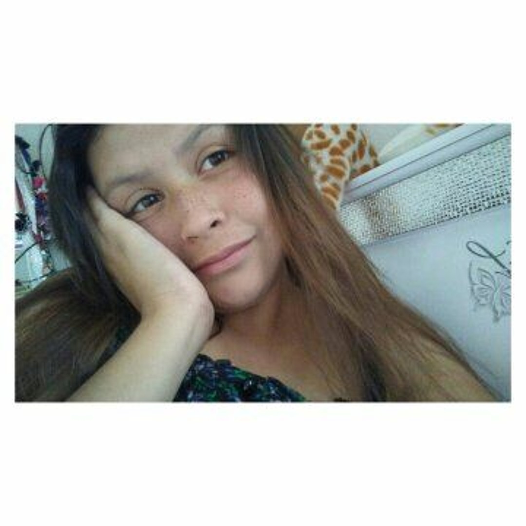 Deisy Garcia's intimate profile