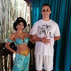 Joey Aweeka