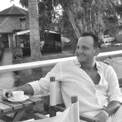Umut Yasak