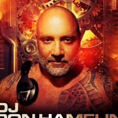 DJ Ron Hamelin