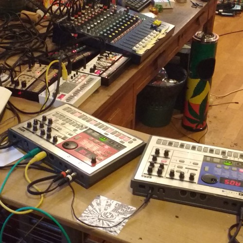 Trax 13