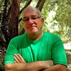 Νικόλας Καρέλλος