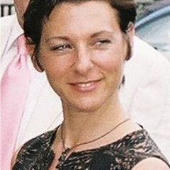 Louise Nicholson