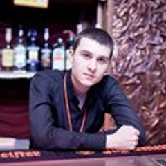 Максим Ляшенко