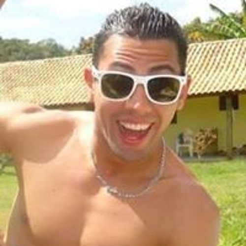 Leandro Tavares’s avatar