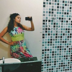 Lettycia Pereira.