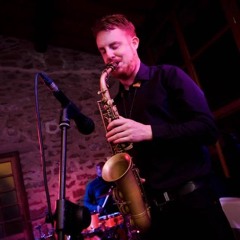 Mike Smith Saxophonist