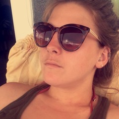 Synthia Courselle
