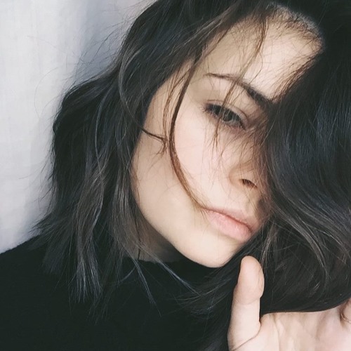 Lila Khantimirova’s avatar