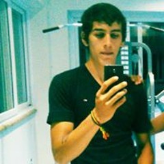 Carlitos Julian