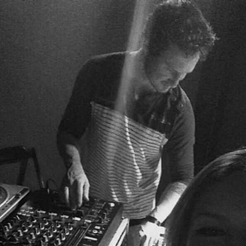 COMANDULLI @ WARM UP