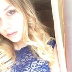 Лиза Жаркова